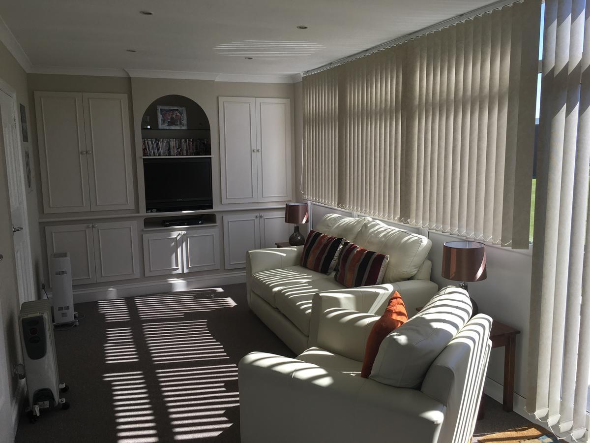 50 Toledo, Selsey Country Club Villa Exterior foto