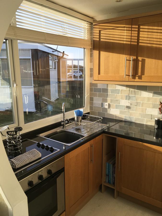 50 Toledo, Selsey Country Club Villa Exterior foto